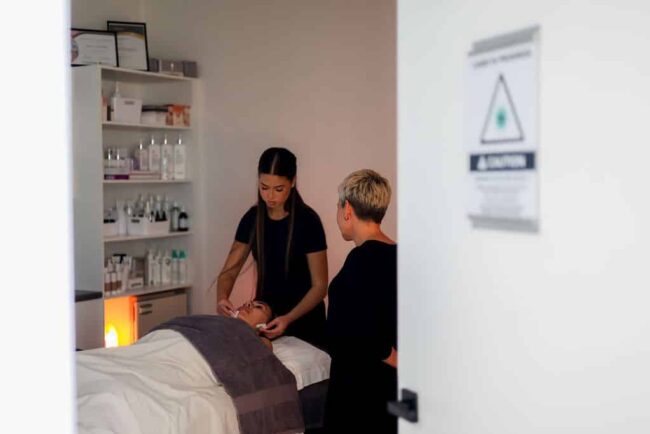 Nina_Coombes_25-341 skin therapist central coast